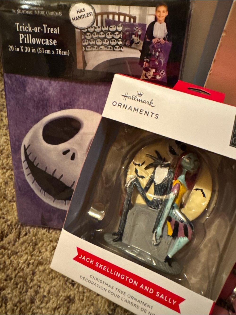 NWT Bundle! 🖤🤍Hallmark Nightmare Before Christmas Ornament & Pillowcase!